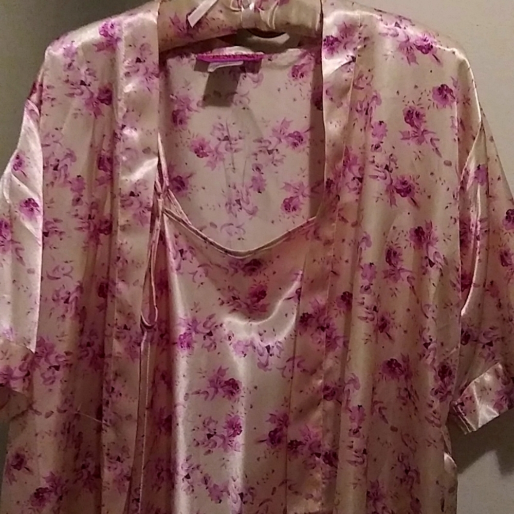 Night wear